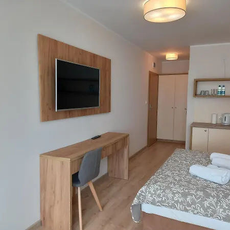 Mowita * אוסטקה