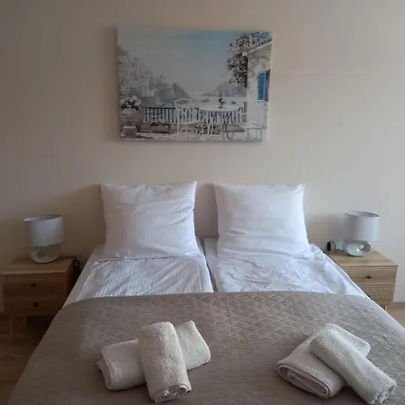 Mowita Apartment *